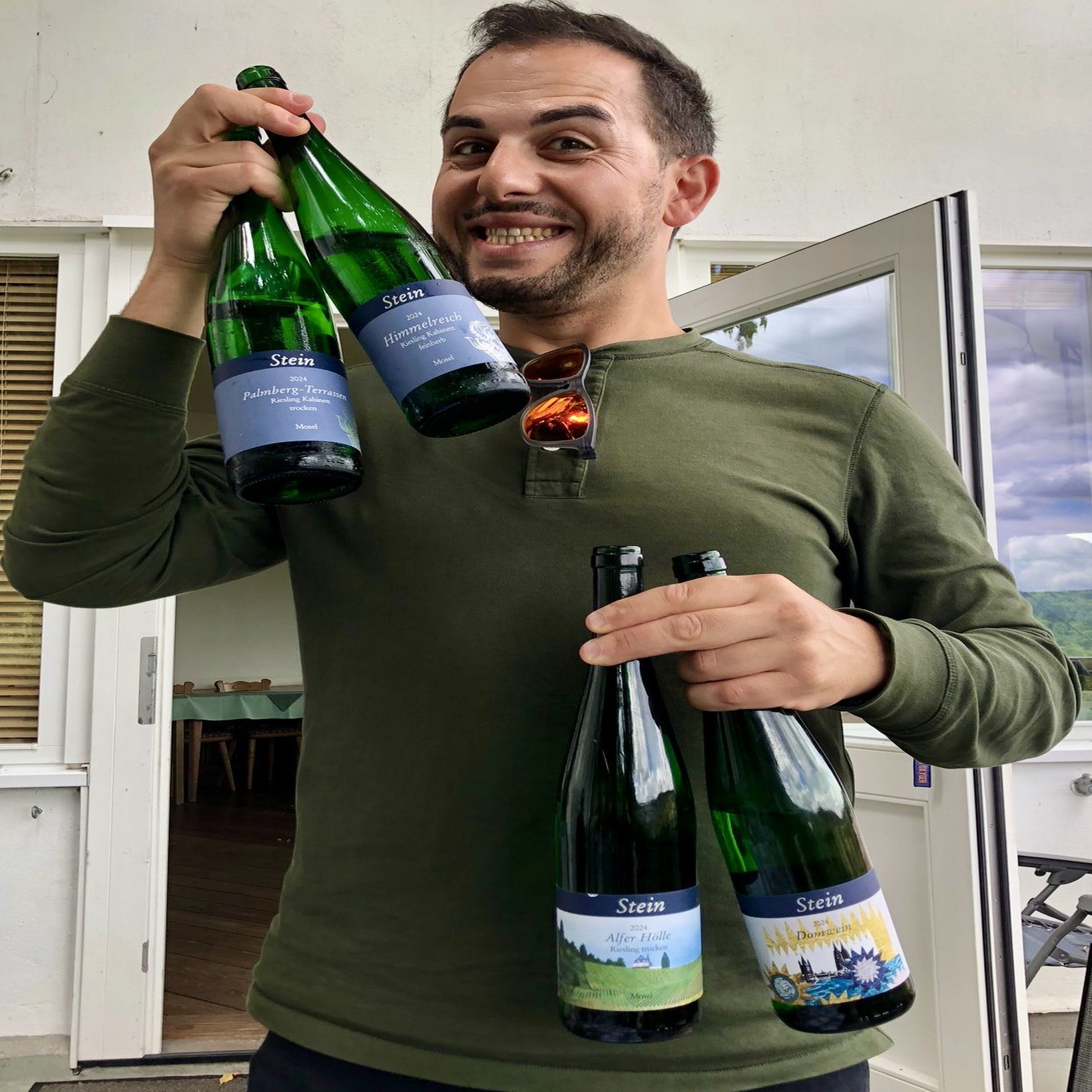 Antonin Aidinian, Clavelin Imports & Burgundy Tour Guide episode artwork